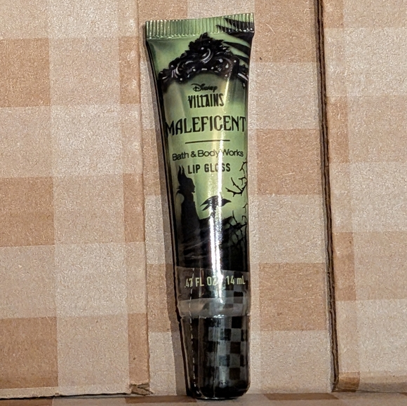 🆕 Maleficent Lip Gloss 🖤 Bath And Body Works - Picture 4 of 4